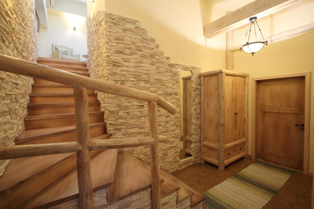 Park-Hotel Butenko Stable Protsev Luaran gambar