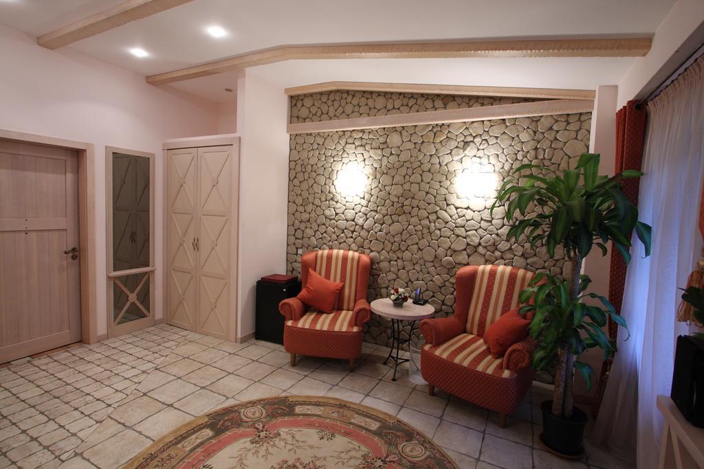 Park-Hotel Butenko Stable Protsev Luaran gambar